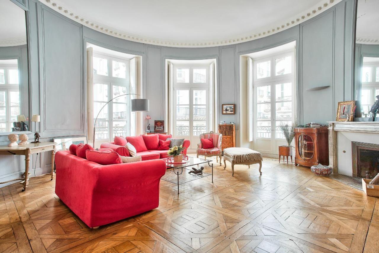 En Plein Centre Ville Appartement D'Exception Nantes Exterior photo