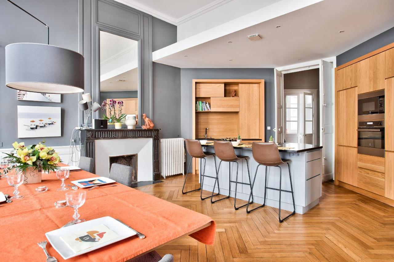 En Plein Centre Ville Appartement D'Exception Nantes Exterior photo
