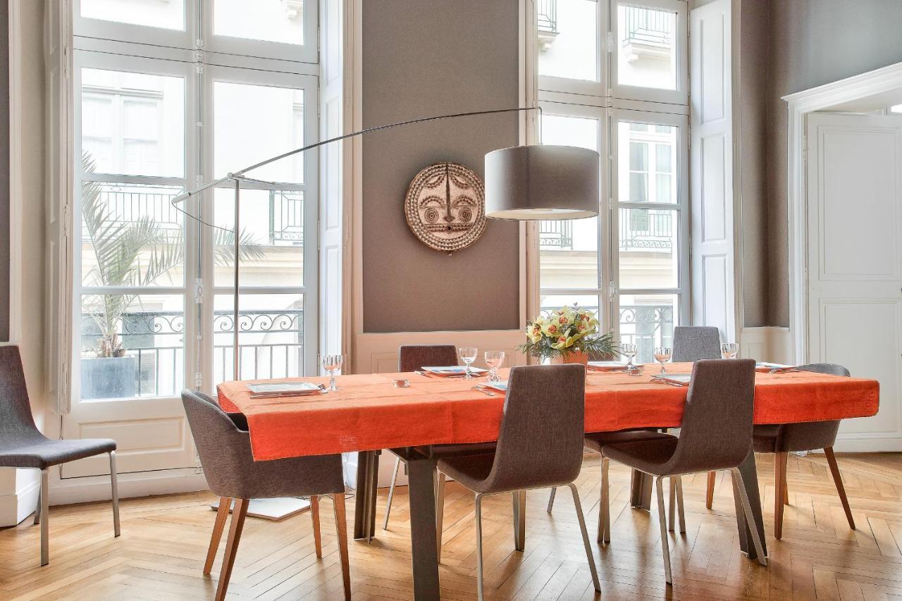 En Plein Centre Ville Appartement D'Exception Nantes Exterior photo