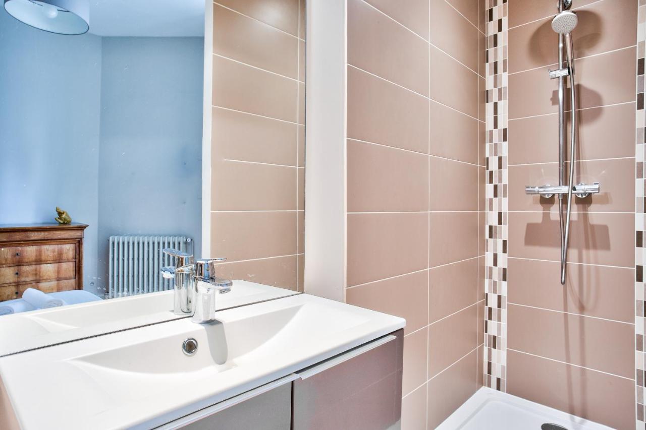 En Plein Centre Ville Appartement D'Exception Nantes Exterior photo