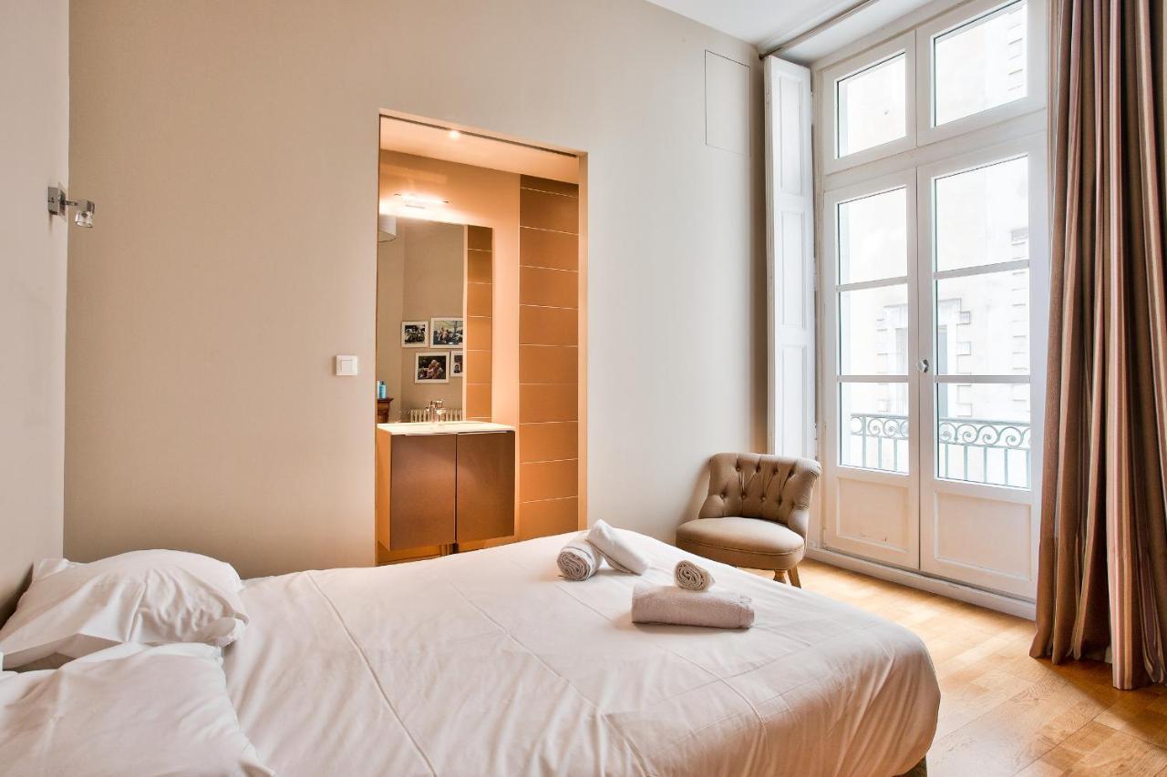En Plein Centre Ville Appartement D'Exception Nantes Exterior photo